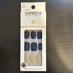 imPRESS press on nails in color: Wannabe Star. Brand New condition